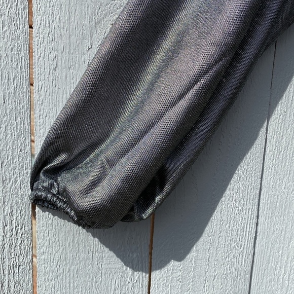 Pleione Top - Picture 5 of 7